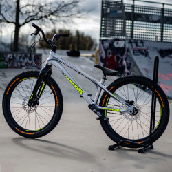 Bicicleta COMAS KALA Street 24SH